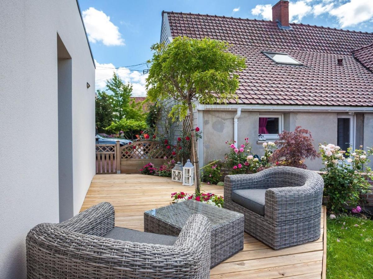 Cosy Apartment In Eperlecques With Fireplace Экстерьер фото